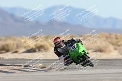 media/Dec-07-2025-CVMA (Sun) [[3e7d2de5dc]]/Race 9-Formula UL Shootout/